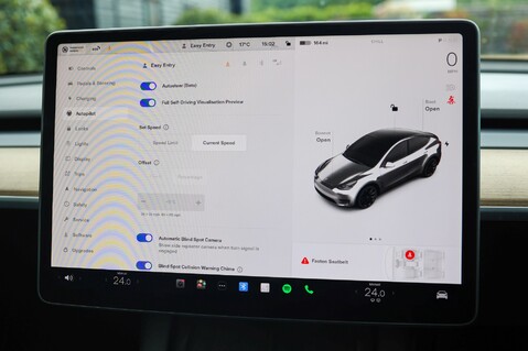 Tesla Model Y LONG RANGE AWD 19