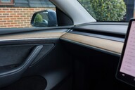 Tesla Model Y LONG RANGE AWD 16