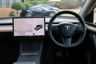 Tesla Model Y LONG RANGE AWD 4