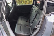 Tesla Model Y LONG RANGE AWD 21