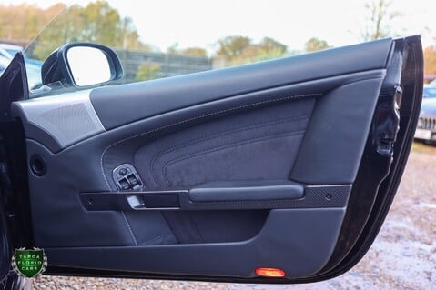 Aston Martin DBS 6.0 V12 22