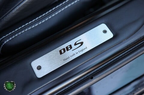 Aston Martin DBS 6.0 V12 24
