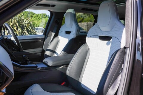 Land Rover Range Rover Sport SV EDITION ONE 4.4 V8 MHEV 32