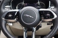 Jaguar F-Pace 2.0 R-DYNAMIC BLACK MHEV 27