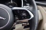 Jaguar F-Pace 2.0 R-DYNAMIC BLACK MHEV 26
