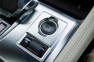 Jaguar F-Pace 2.0 R-DYNAMIC BLACK MHEV 32