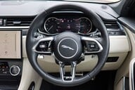 Jaguar F-Pace 2.0 R-DYNAMIC BLACK MHEV 16