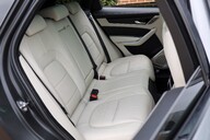 Jaguar F-Pace 2.0 R-DYNAMIC BLACK MHEV 42
