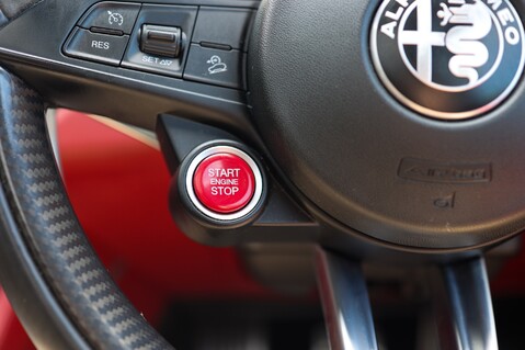 Alfa Romeo Stelvio QUADRIFOGLIO 2.9 V6 BITURBO 44