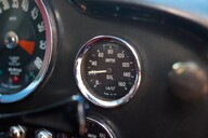 Aston Martin DB6  44