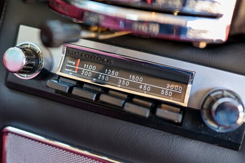 Aston Martin DB6  52