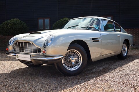 Aston Martin DB6  79