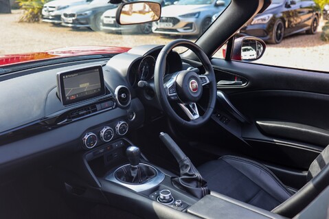 Fiat 124 Spider 1.4 MULTIAIR LUSSO MANUAL 4