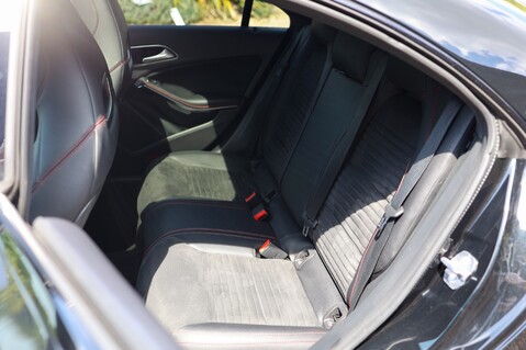 Mercedes-Benz CLA Class CLA200 AMG LINE 1.6 NIGHT EDITION PLUS MANUAL 24