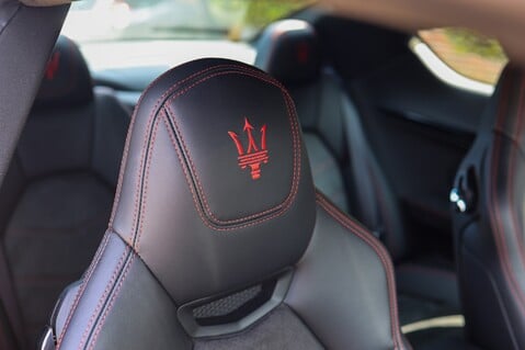 Maserati Granturismo MC 4.7 V8 37