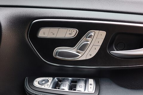Mercedes-Benz V Class V220D 2.1 AMG LINE 7 SEAT 4