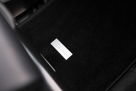 Mercedes-Benz V Class V220D 2.1 AMG LINE 7 SEAT 31