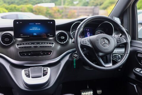 Mercedes-Benz V Class V220D 2.1 AMG LINE 7 SEAT 36