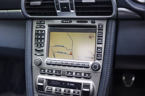 Porsche 911 997 TURBO 3.8 MANUAL 17