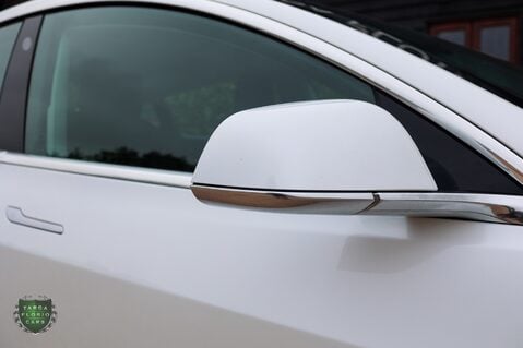 Tesla Model 3 LONG RANGE AWD 30