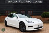 Tesla Model 3 LONG RANGE AWD 1