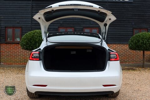 Tesla Model 3 LONG RANGE AWD 43