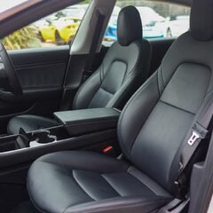 Tesla Model 3 LONG RANGE AWD 1