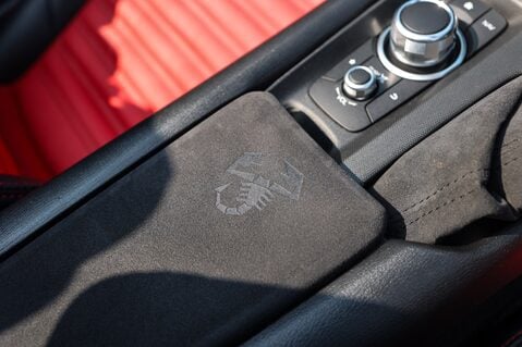 Abarth 124 Spider 1.4 MULTIAIR MANUAL HERITAGE PACK 35