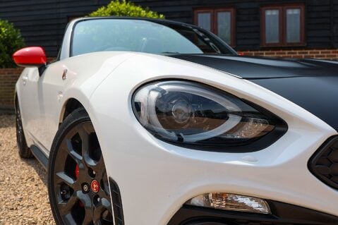 Abarth 124 Spider 1.4 MULTIAIR MANUAL HERITAGE PACK 52