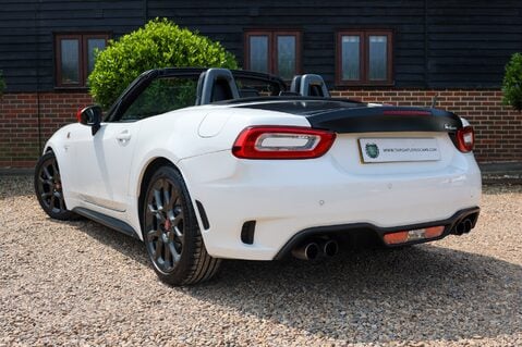 Abarth 124 Spider 1.4 MULTIAIR MANUAL HERITAGE PACK 9