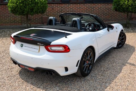 Abarth 124 Spider 1.4 MULTIAIR MANUAL HERITAGE PACK 69