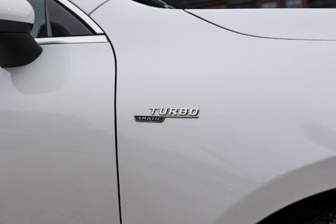 Mercedes-Benz CLA Class CLA35 AMG 2.0 4MATIC 43
