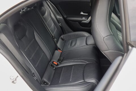 Mercedes-Benz CLA Class CLA35 AMG 2.0 4MATIC 36