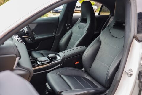 Mercedes-Benz CLA Class CLA35 AMG 2.0 4MATIC 4
