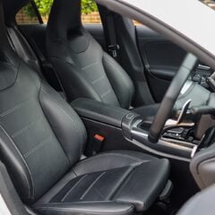 Mercedes-Benz CLA Class CLA35 AMG 2.0 4MATIC 2