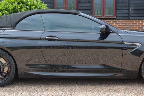 BMW M6 4.4 V8 CABRIOLET 12