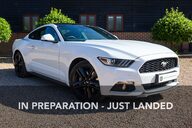 Ford Mustang 2.3 ECOBOOST AUTO 2