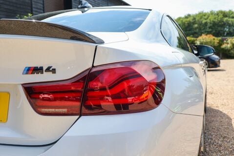 BMW M4 3.0 BITURBO COMPETITION DCT 40