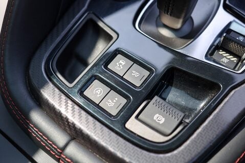Jaguar F-Type 5.0 V8 R AWD 23