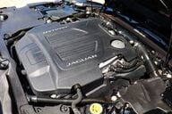 Jaguar F-Type 5.0 V8 R AWD 52