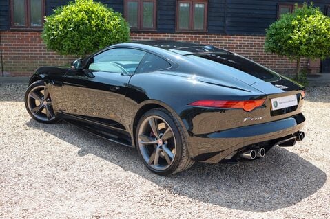 Jaguar F-Type 5.0 V8 R AWD 59