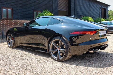 Jaguar F-Type 5.0 V8 R AWD 60