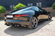 Jaguar F-Type 5.0 V8 R AWD 64