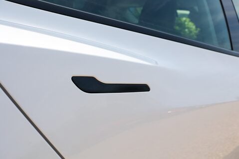 Tesla Model 3 STANDARD RANGE PLUS 37
