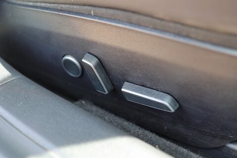 Tesla Model 3 STANDARD RANGE PLUS 17