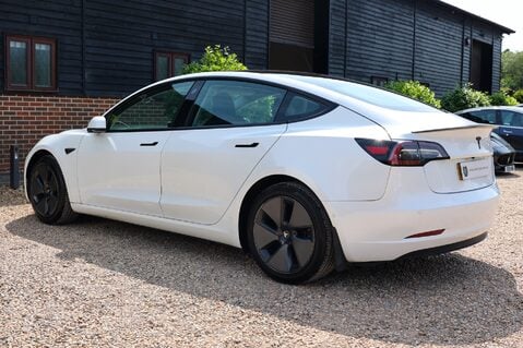 Tesla Model 3 STANDARD RANGE PLUS 52