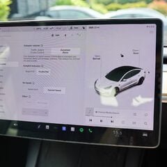 Tesla Model 3 STANDARD RANGE PLUS 1