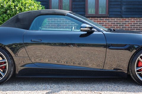 Jaguar F-Type 5.0 V8 R AWD CONVERTIBLE 12