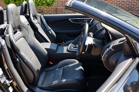 Jaguar F-Type 5.0 V8 R AWD CONVERTIBLE 14