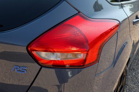 Ford Focus 2.3 RS 40